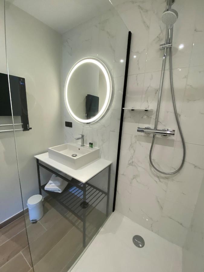 Ploërmel Hotel Lancelot & Spa - Domaine Du Roi Arthur מראה חיצוני תמונה